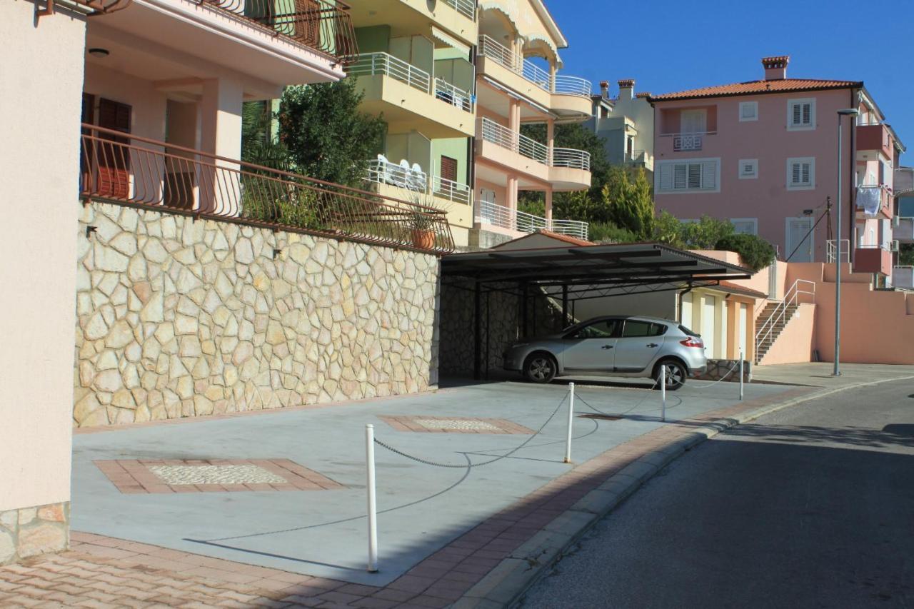 Apartments With A Parking Space Rabac, Labin - 7429 Dış mekan fotoğraf