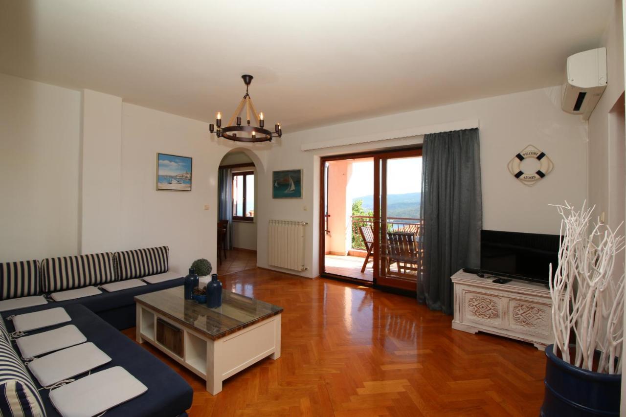Apartments With A Parking Space Rabac, Labin - 7429 Dış mekan fotoğraf